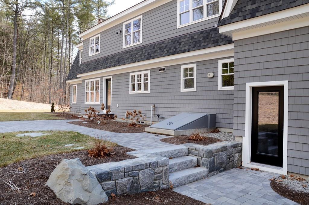 159 Forbush Mill Road Bolton, MA 01740 - Photo 4 of 30