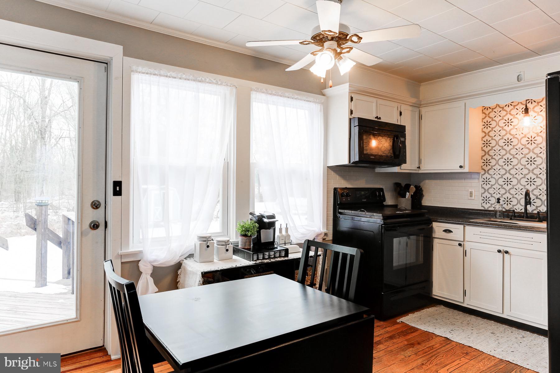 110 Roslyn Road Elizabethtown, PA 17022 - Photo 15 of 26 Gallery Image 15