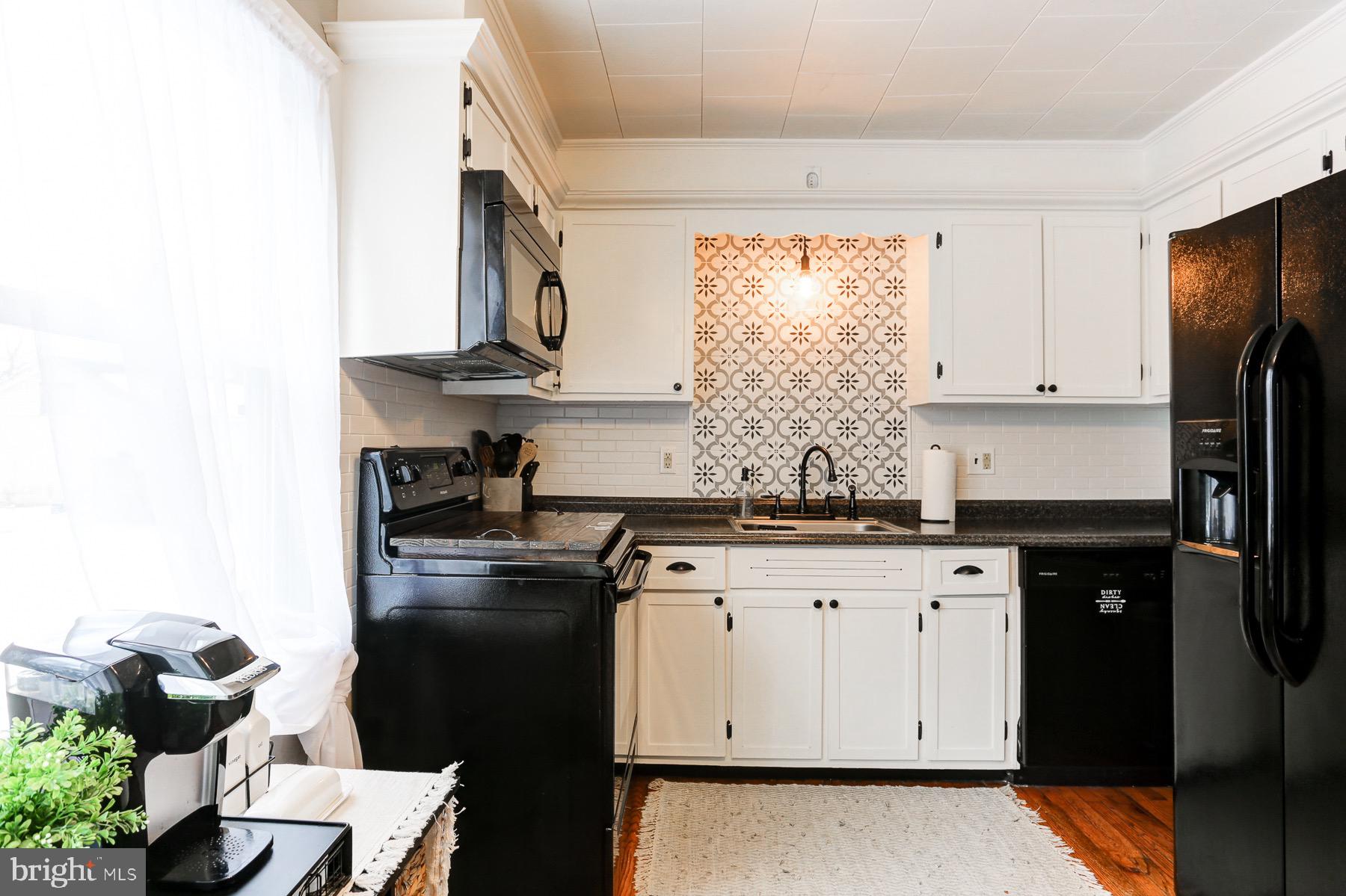 110 Roslyn Road Elizabethtown, PA 17022 - Photo 17 of 26 Gallery Image 17