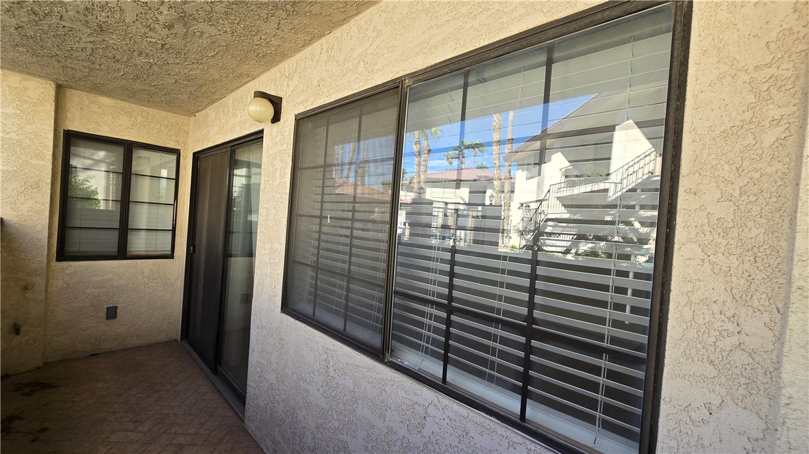 1190 Ramar Road, Unit 27 Bullhead City, AZ 86442 - Photo 15 of 15 a bathroom with a shower