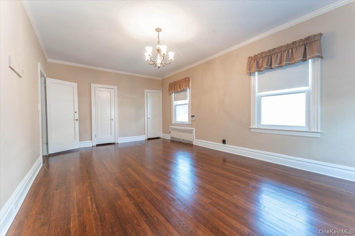 942 Greenfield Road Woodmere, NY 11598 - Photo 18 of 23
