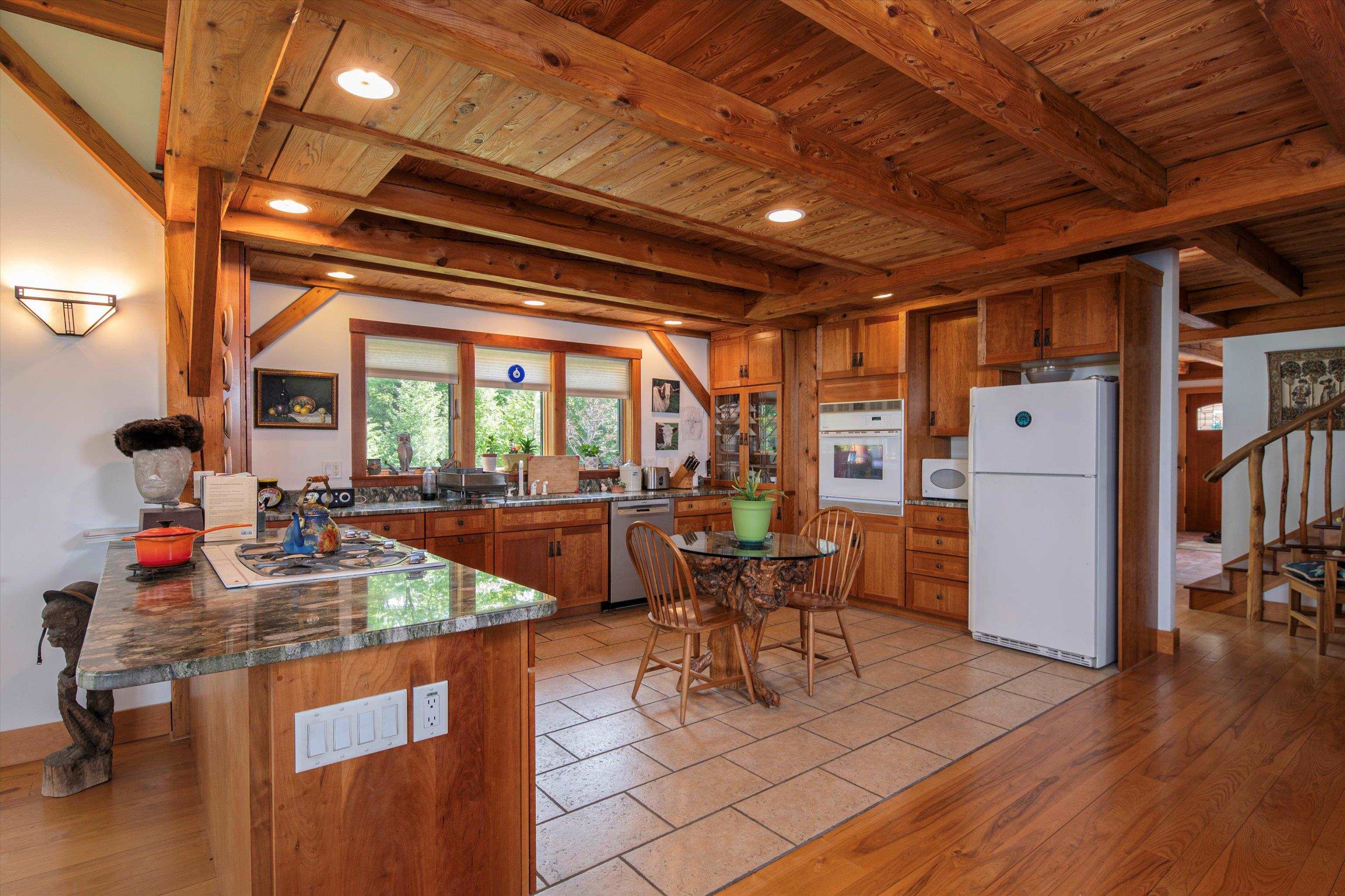 161 Depot Road Newfane, VT 05362 - Photo 11 of 48