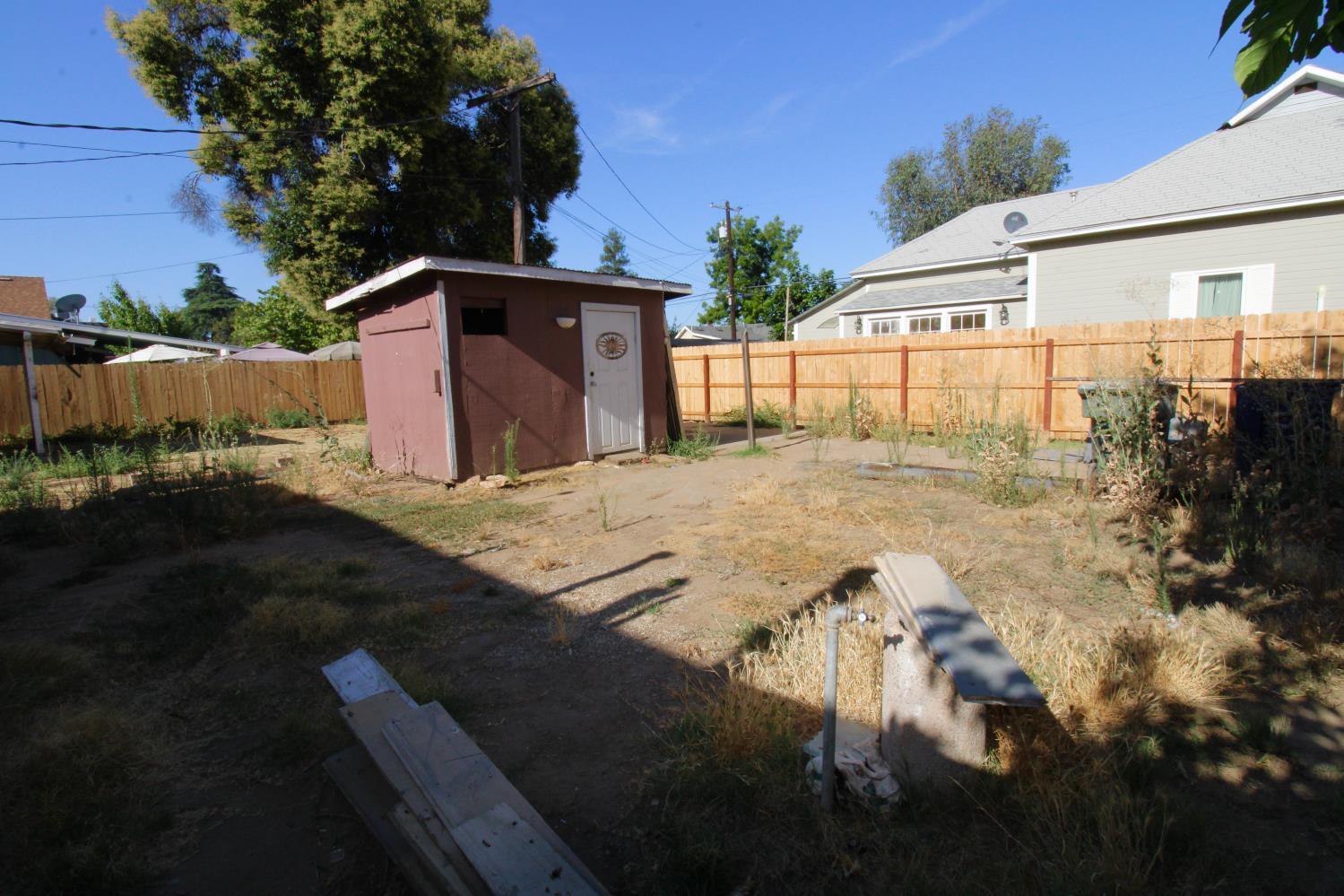 432 4th Street Clovis, CA 93612 - Photo 28 of 47