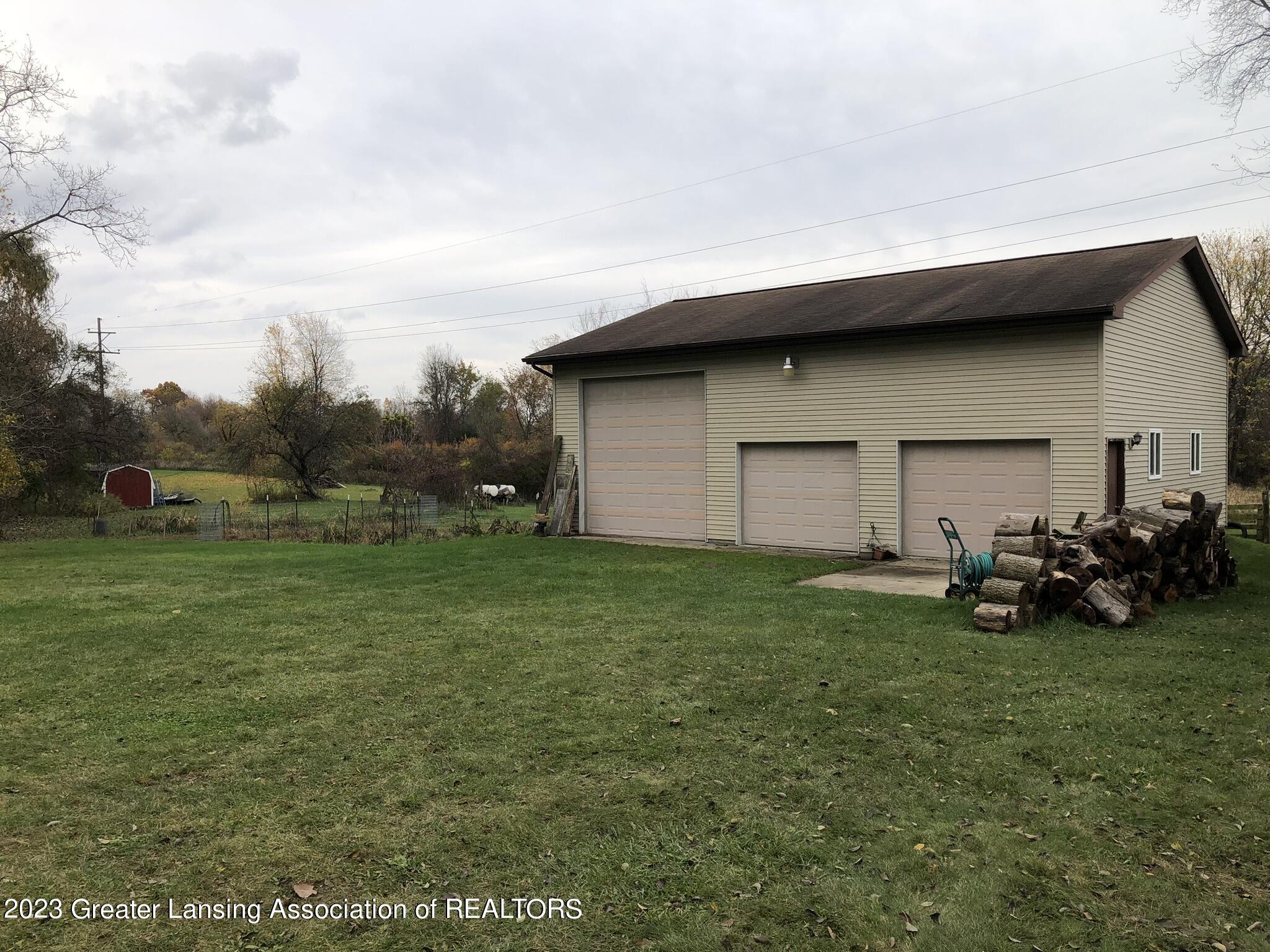1739 West Stoll Road Dewitt, MI 48820 - Photo 6 of 37 IMG_3109