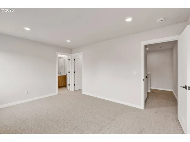 $424,900 | 15606 Northeast 15th Place, Vancouver, WA 98686