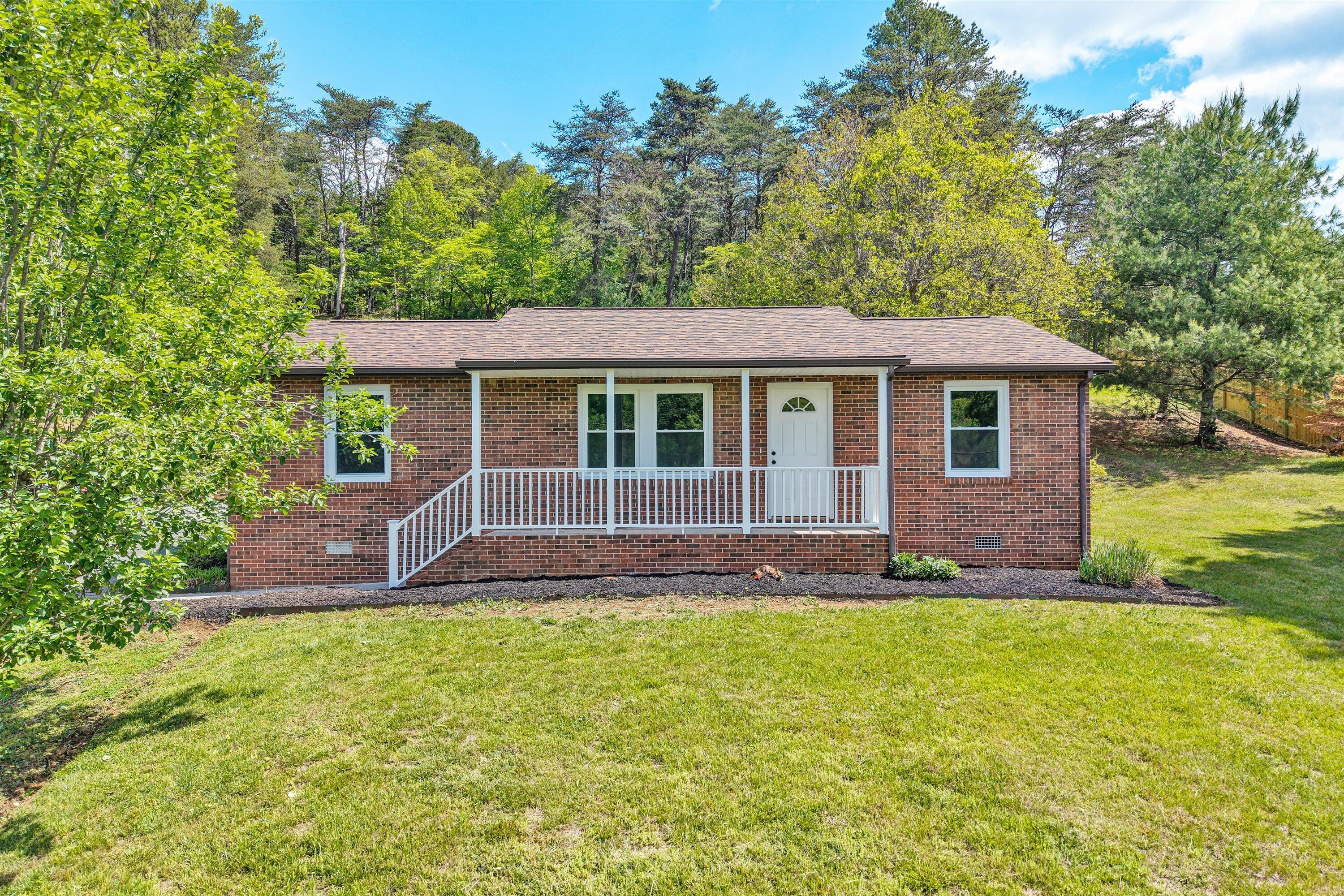 1650 Haymakertown Road Fincastle, VA 24090 - Photo 2 of 29 02-SGP-0025