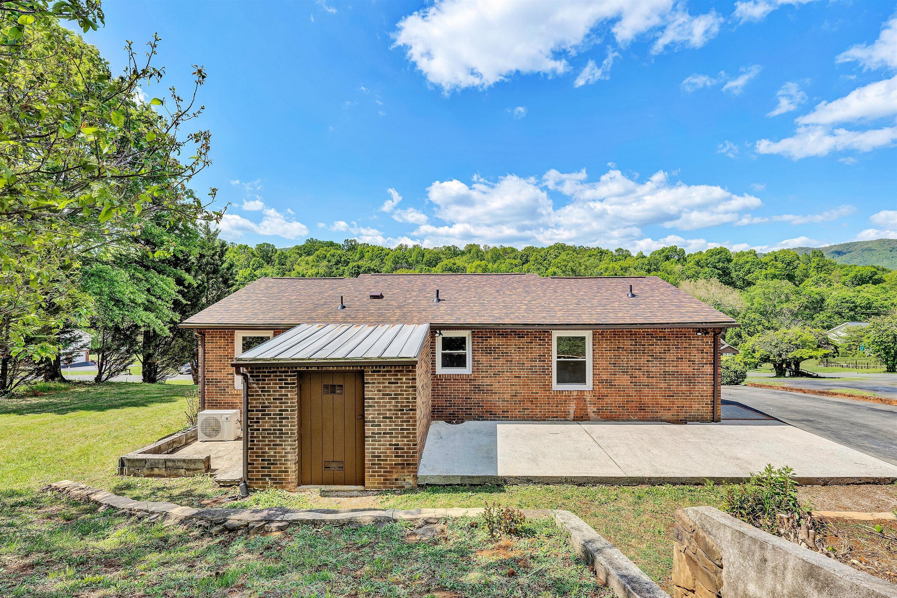 1650 Haymakertown Road Fincastle, VA 24090 - Photo 25 of 29 26-SGP-06292