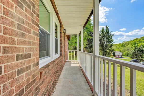 $269,500 | 1650 Haymakertown Road, Fincastle, VA 24090