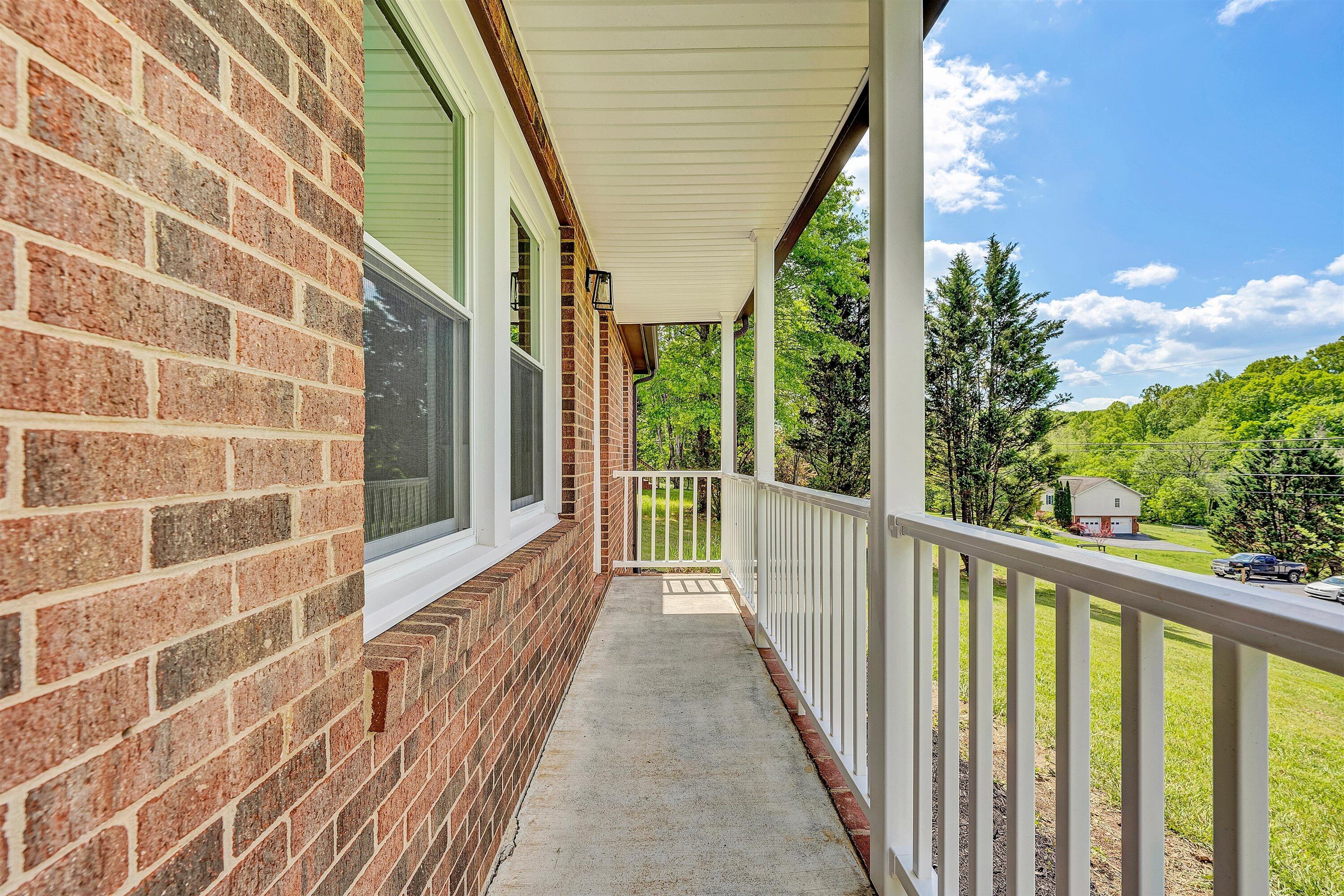 1650 Haymakertown Road Fincastle, VA 24090 - Photo 6 of 29 07-SGP-06316