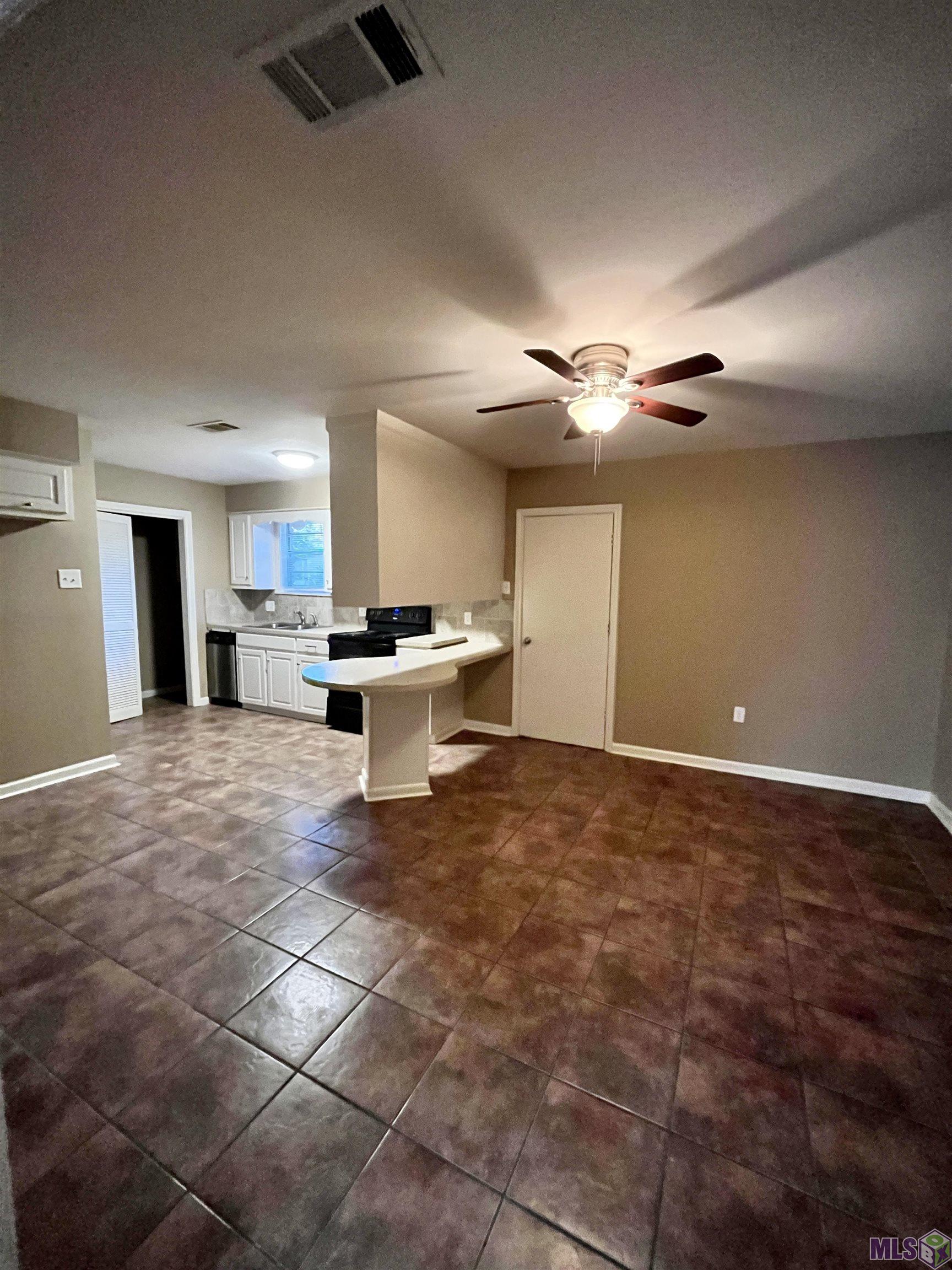 12022 Troy Street Baton Rouge, LA 70811 - Photo 5 of 13 Gallery Image 5