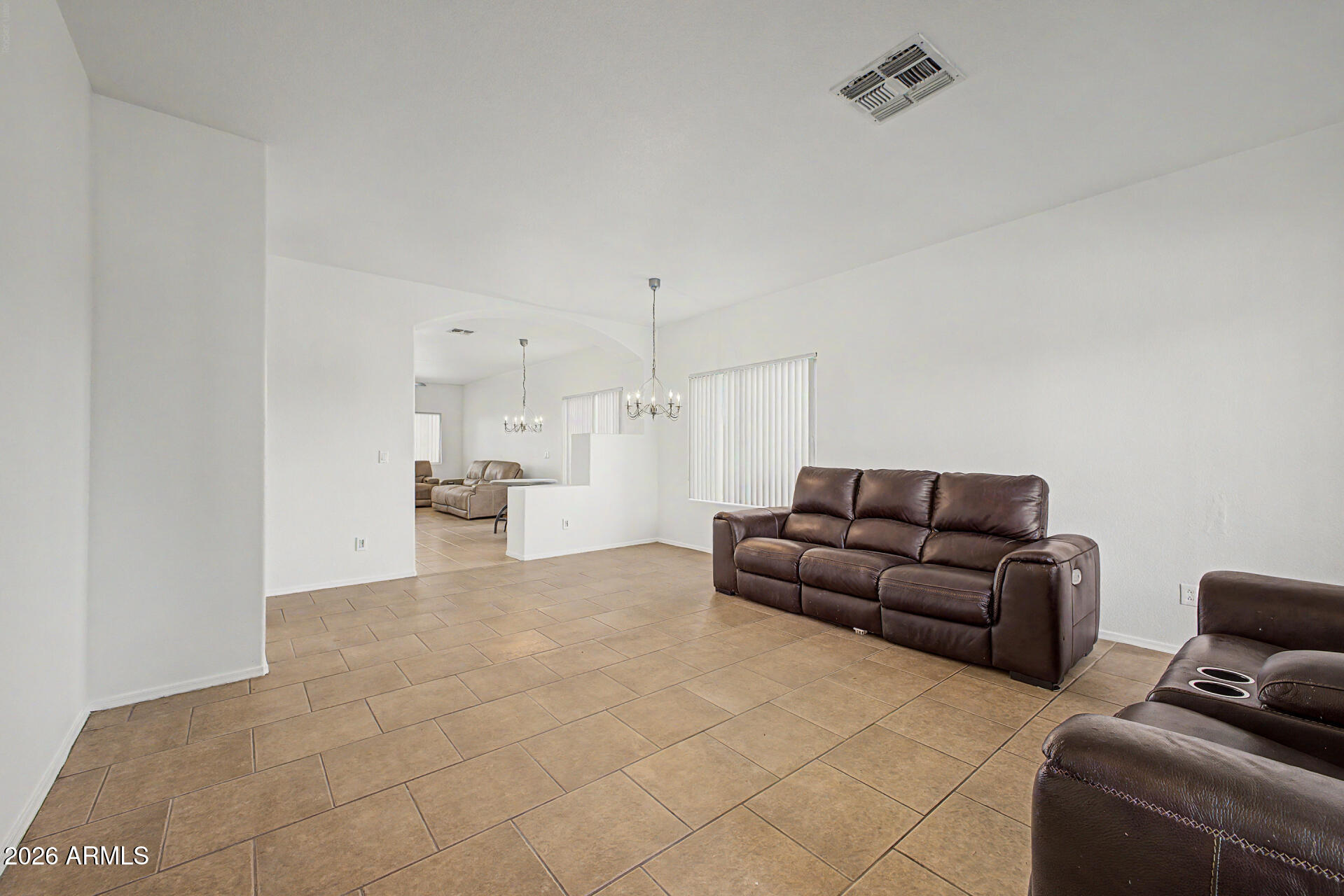 3742 East Sandy Way Gilbert, AZ 85297 - Photo 10 of 45