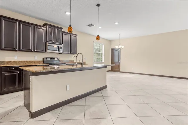 $375,000 | 3450 Schoolhouse Road, Harmony, FL 34773