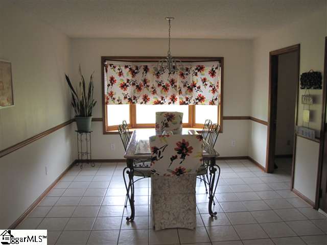 120 Burnett Road Inman, SC 29349 - Photo 6 of 20