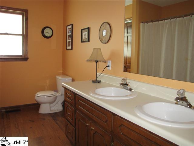 120 Burnett Road Inman, SC 29349 - Photo 8 of 20