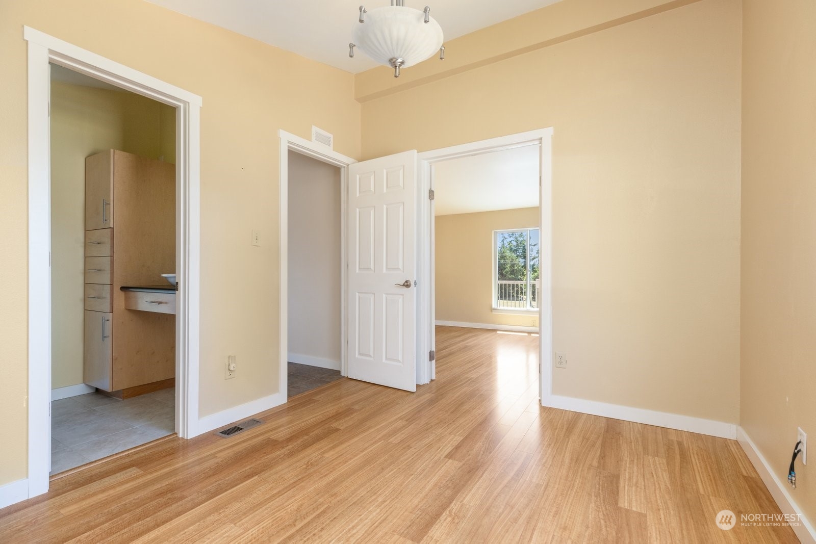 630 West Wanamaker Road Coupeville, WA 98239 - Photo 12 of 40 Gallery Image 12