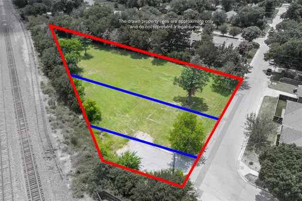 a view of a tennis court