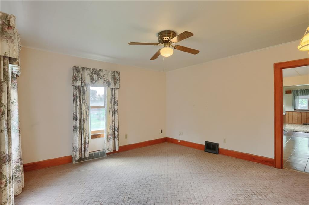 3015 Spring Garden Avenue New Castle, PA 16105 - Photo 12 of 26