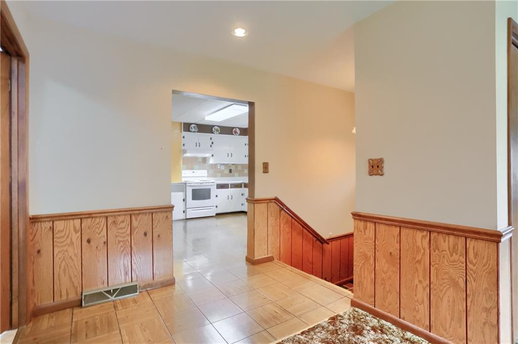 3015 Spring Garden Avenue New Castle, PA 16105 - Photo 16 of 26