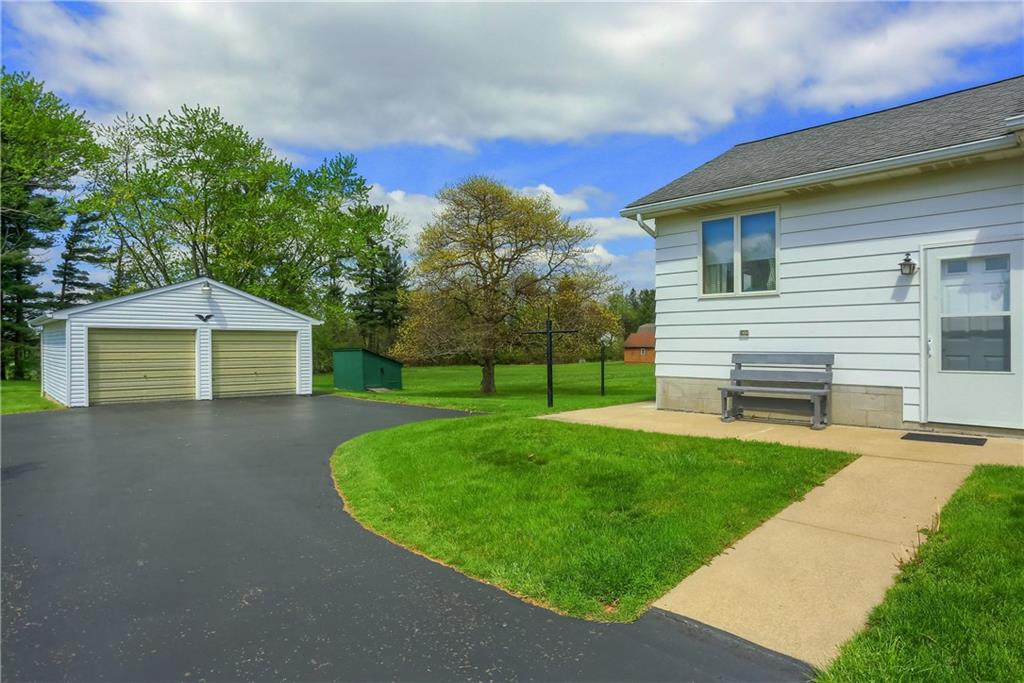 3015 Spring Garden Avenue New Castle, PA 16105 - Photo 4 of 26