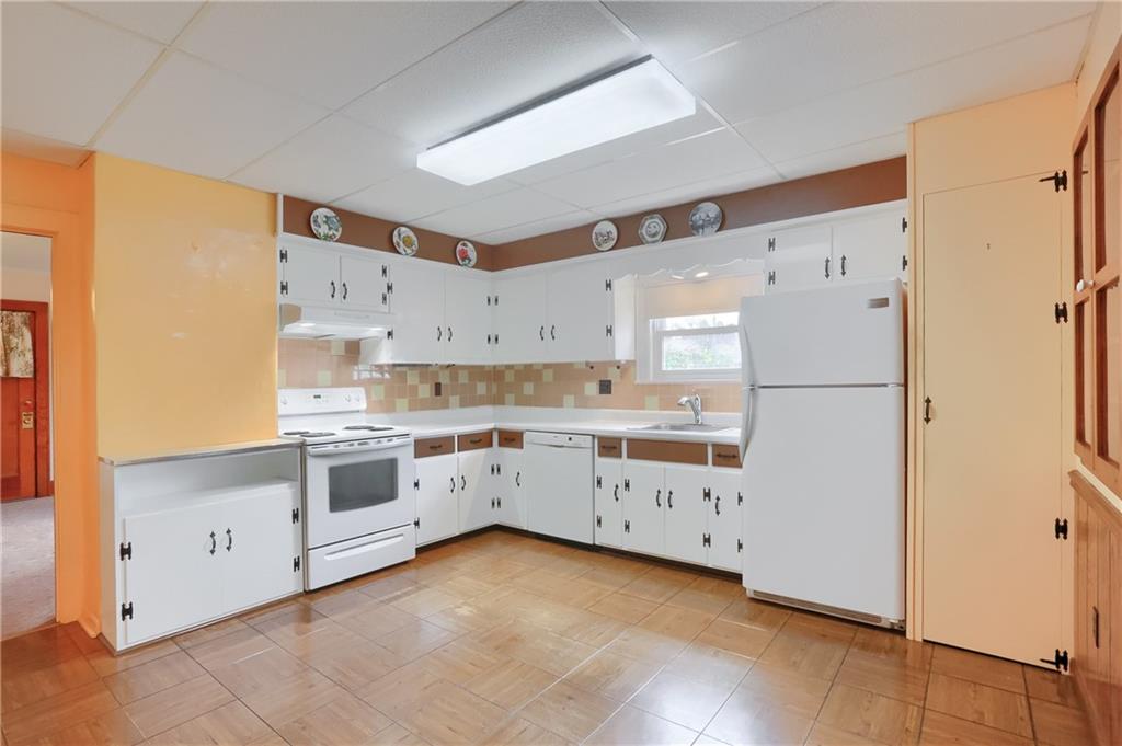 3015 Spring Garden Avenue New Castle, PA 16105 - Photo 6 of 26