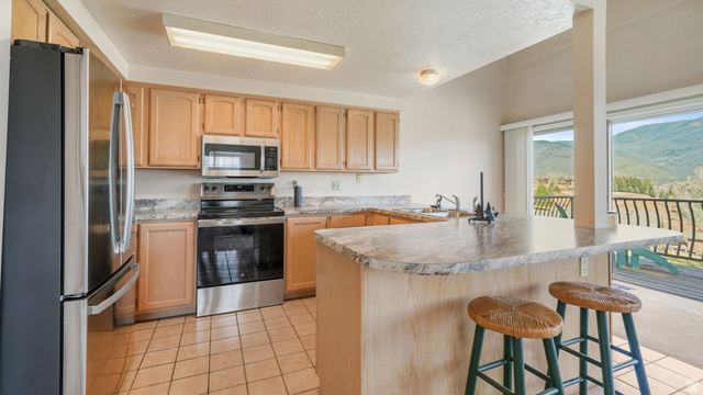 882 Schneitter Circle Midway, UT 84049 - Photo 9 of 54