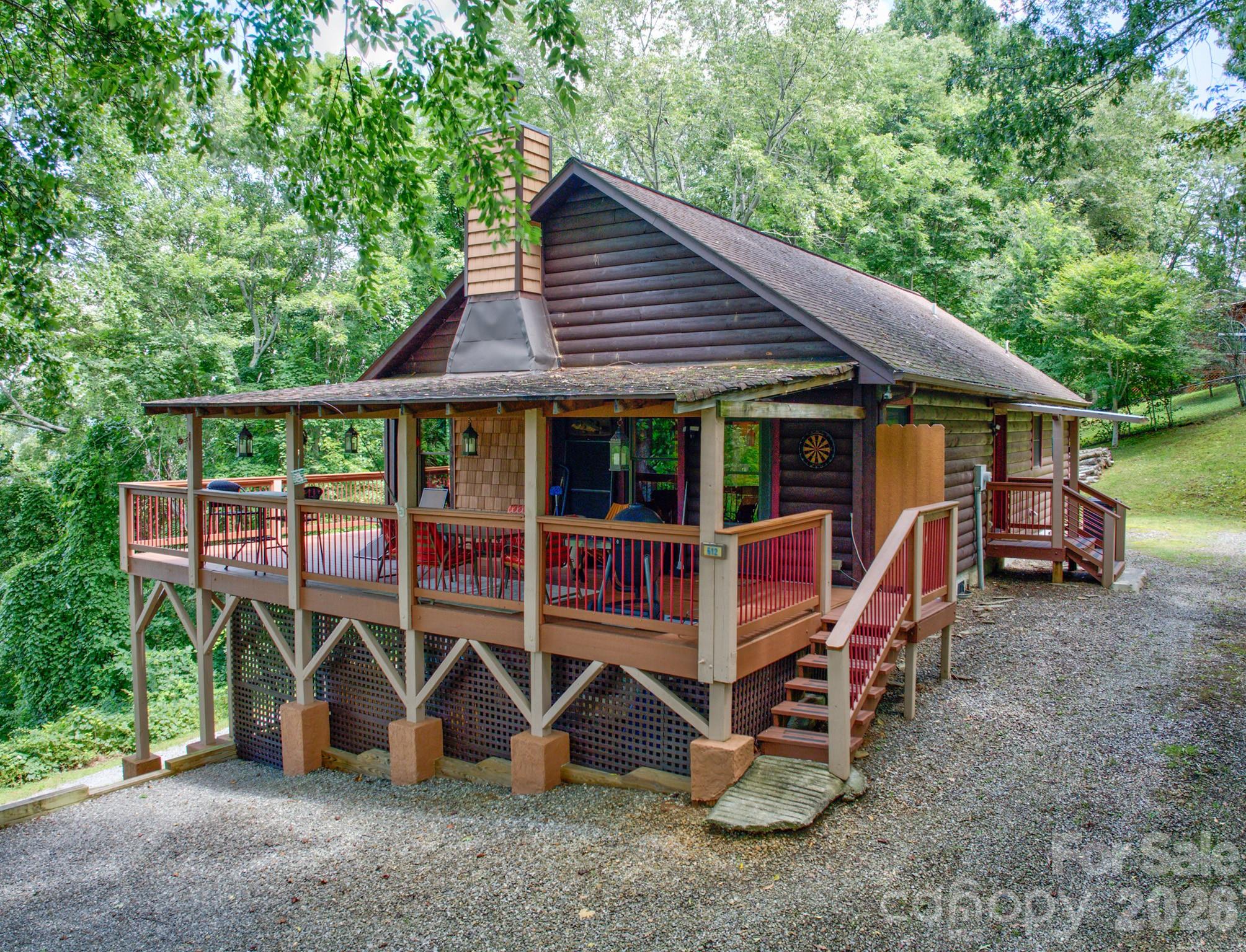 612 Whispering Winds Road Waynesville, NC 28785 - Photo 4 of 40