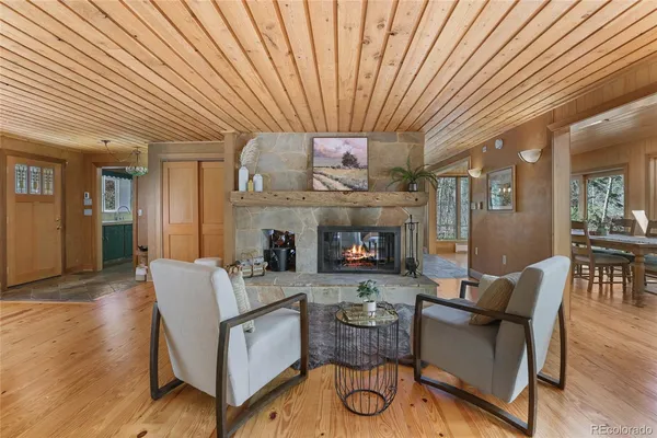 $965,000 | 746 Riverside Drive, Lyons, CO 80540