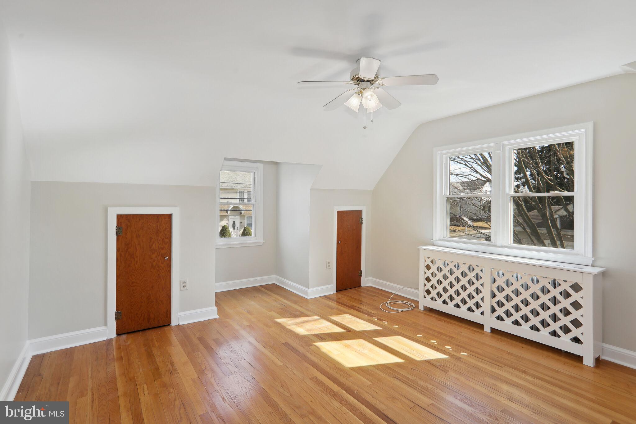 504 Neck Road Burlington Township, NJ 08016 - Photo 25 of 33 3rd bedroom - 13 x 12