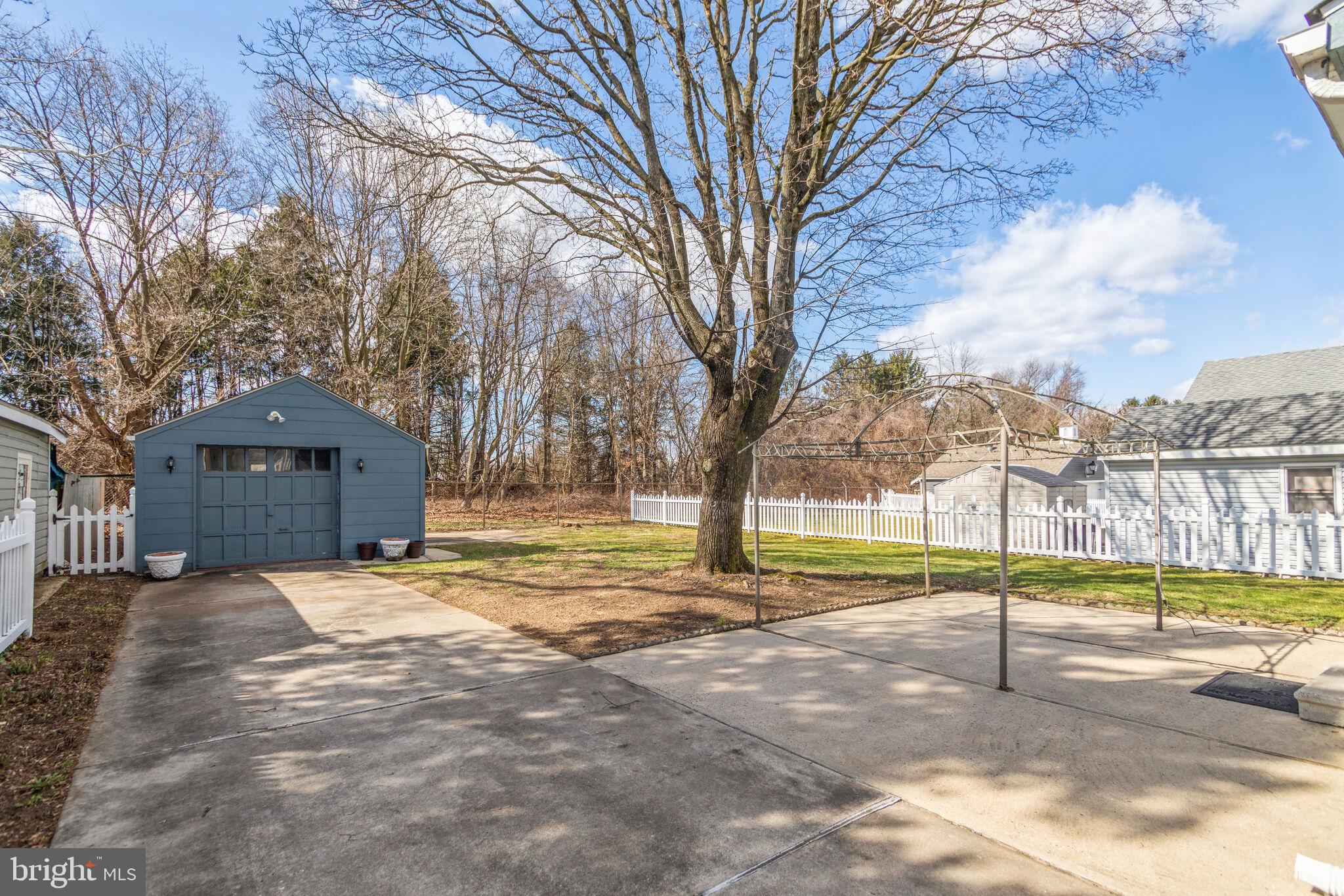 504 Neck Road Burlington Township, NJ 08016 - Photo 3 of 33 Detached Oversized Garage