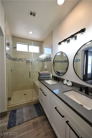 $5,500 | 10161 Bentley Oaks Avenue, Las Vegas, NV 89135