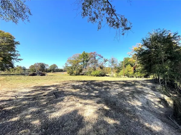 $70,000 | 3310 De Kalb Tx 75559, Avery, TX 75554