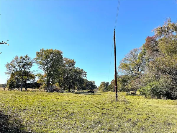 $70,000 | 3310 De Kalb Tx 75559, Avery, TX 75554