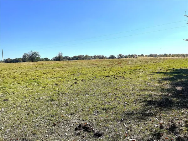 $70,000 | 3310 De Kalb Tx 75559, Avery, TX 75554