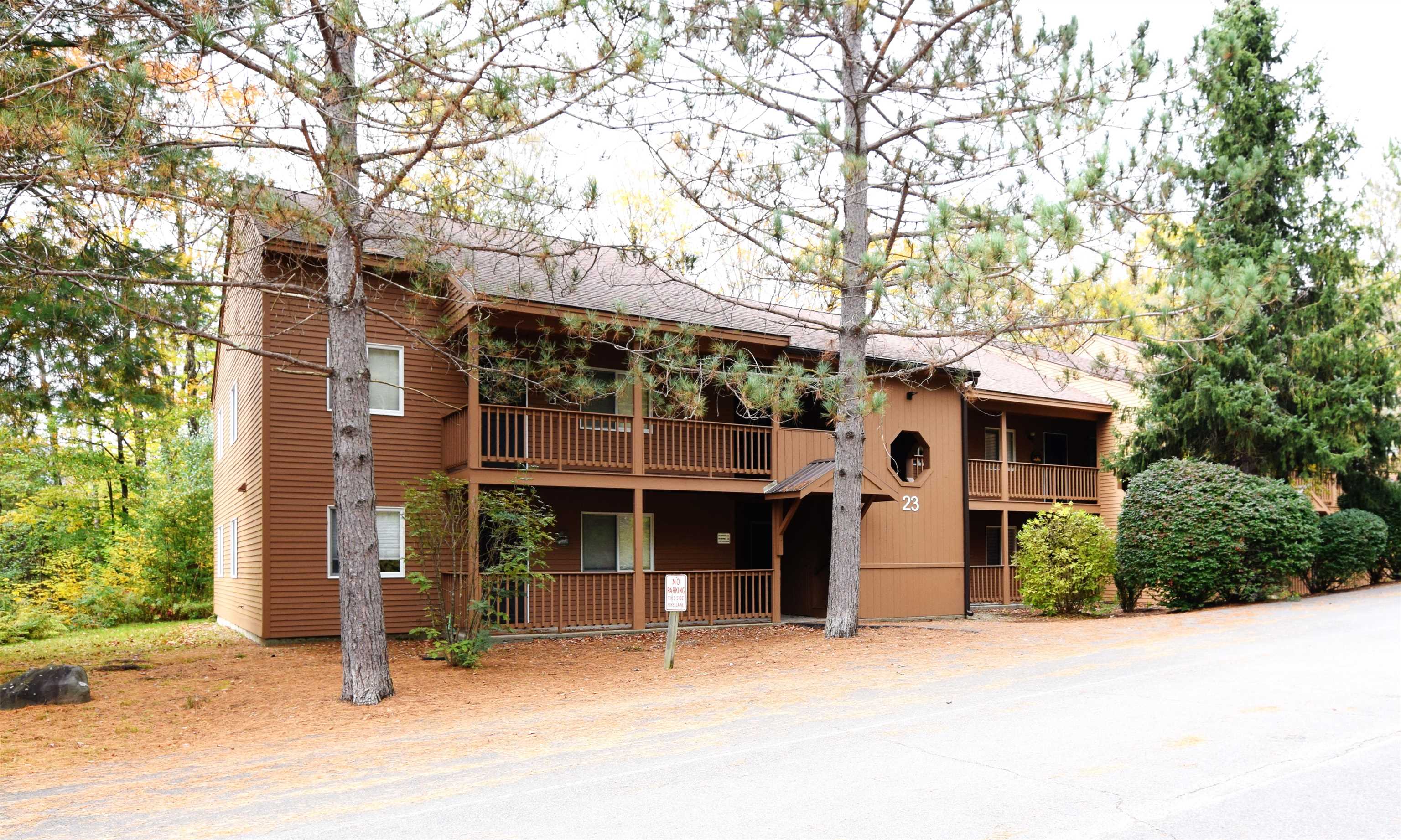 23 Hummingbird Road, Unit 7 Lincoln, NH 03251 - Photo 1 of 33