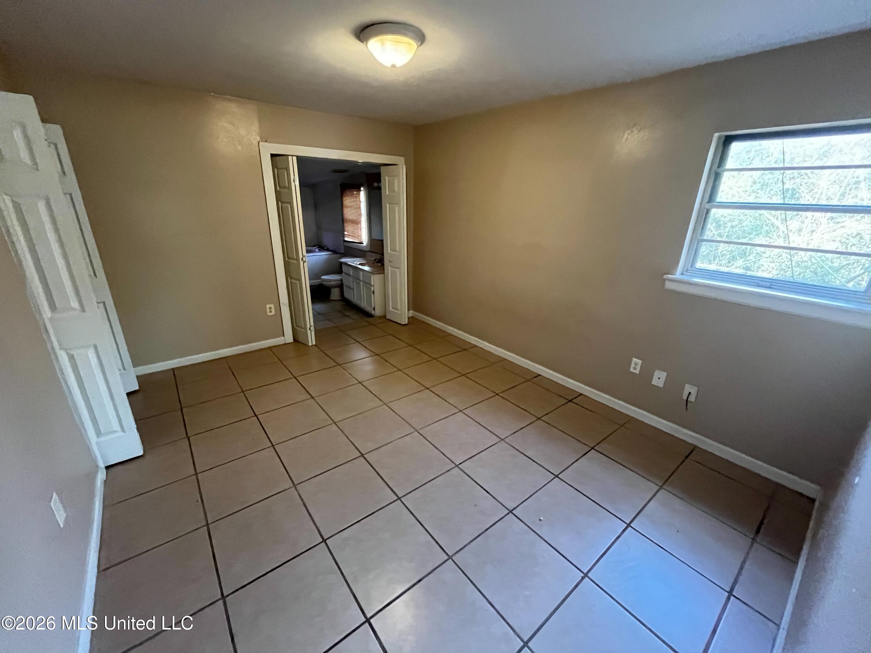 8629 Highway 613 Moss Point, MS 39562 - Photo 8 of 13 IMG_1599