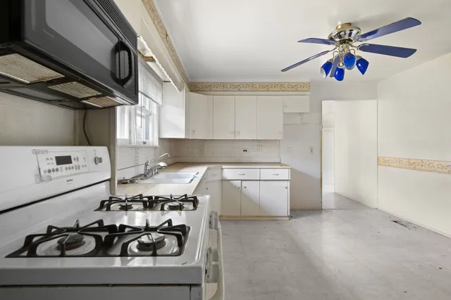 $224,900 | 34906 North Augustana Avenue, Ingleside, IL 60041