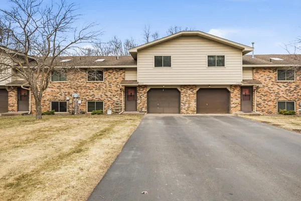 $204,000 | 1030 4th Avenue Northwest, Milaca, MN 56353