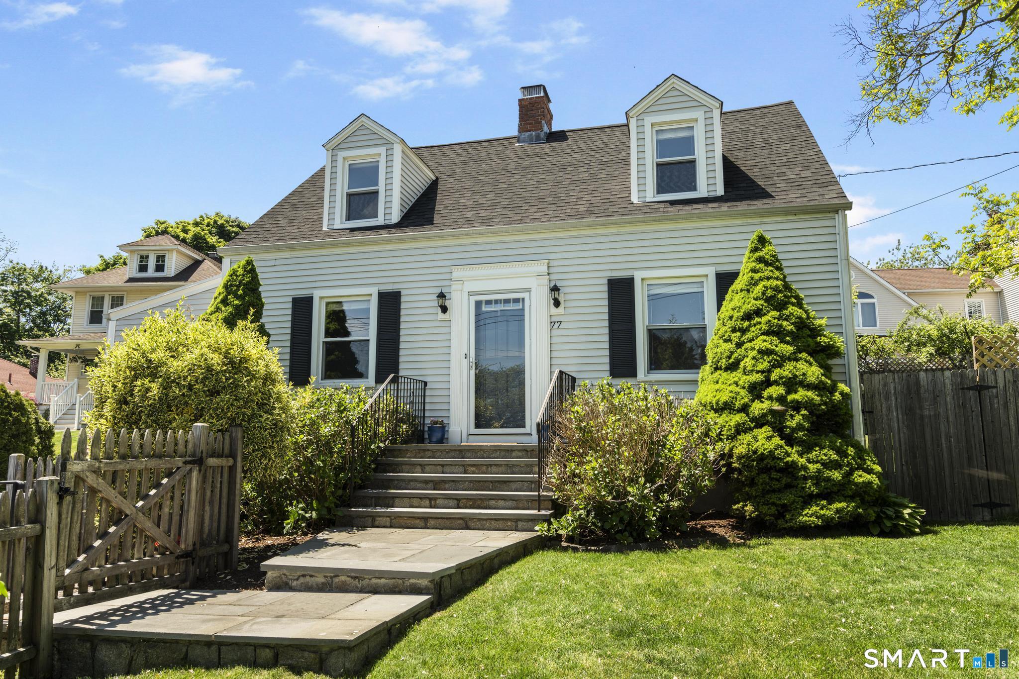 77 Round Hill Road Fairfield, CT 06824 - Photo 2 of 35