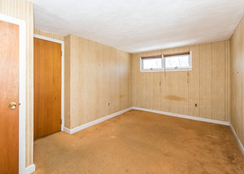 46 Cleveland Road Waltham, MA 02453 - Photo 19 of 24 Gallery Image 19