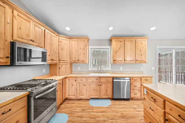 $675,000 | 1492 County Road 30 Southwest, Montrose, MN 55363