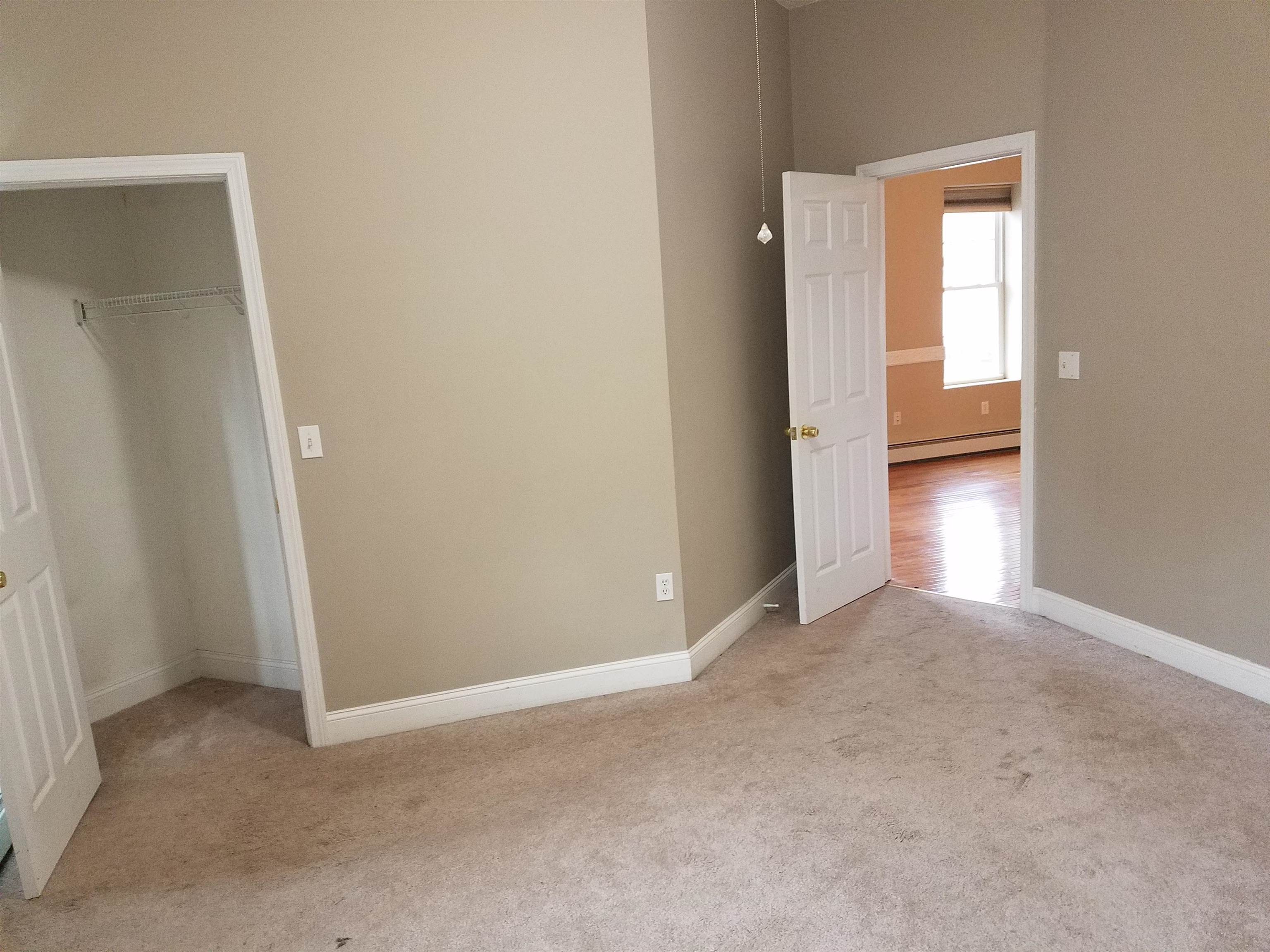 585 Beech Street, Unit FIRST Manchester, NH 03104 - Photo 10 of 15
