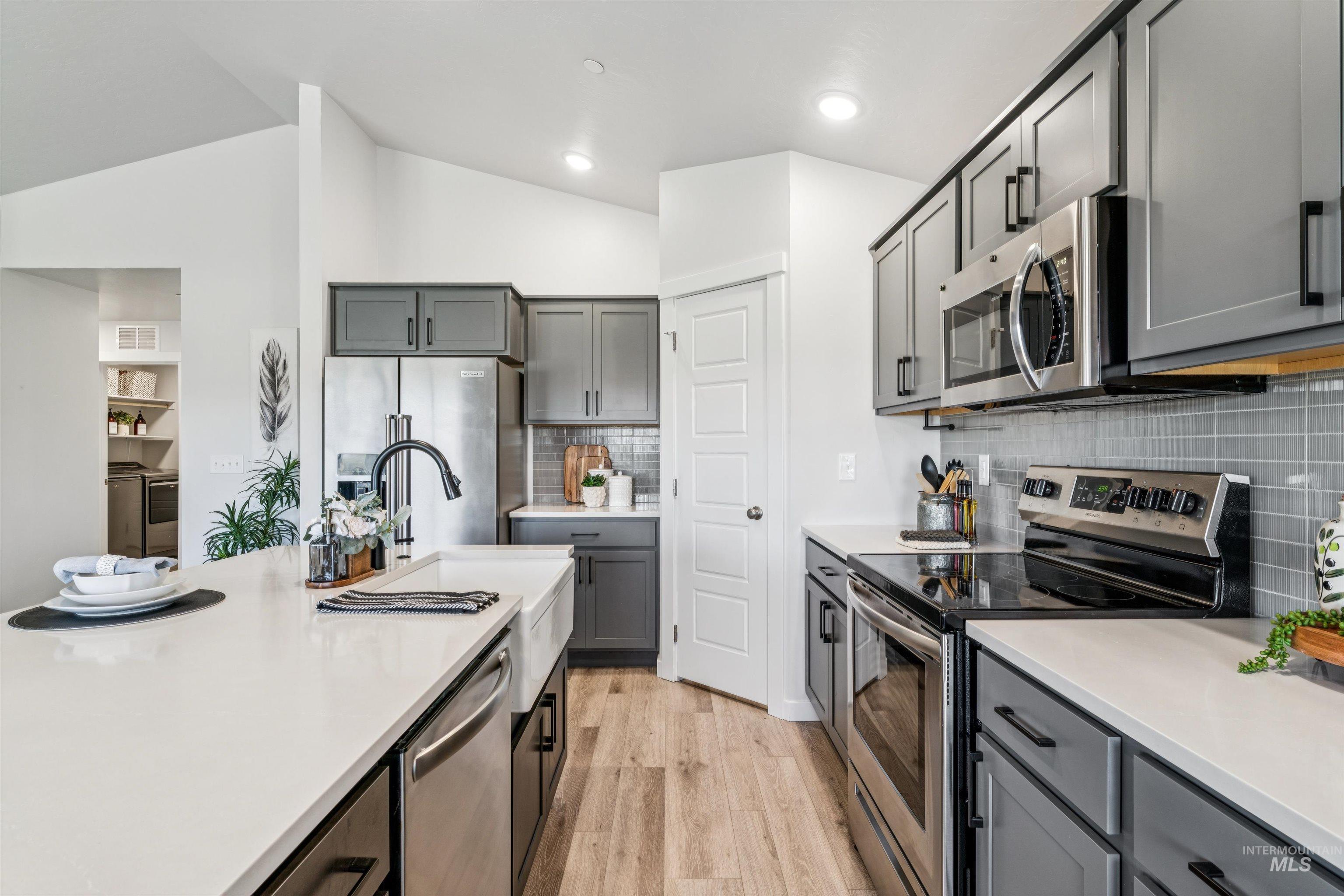 8386 South Bogus Rdg Avenue Boise, ID 83716 - Photo 5 of 50