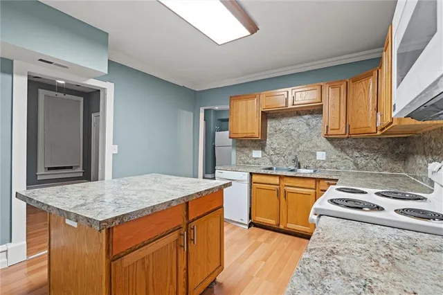 $160,000 | 3510 Roberts Street, Kansas City, MO 64124