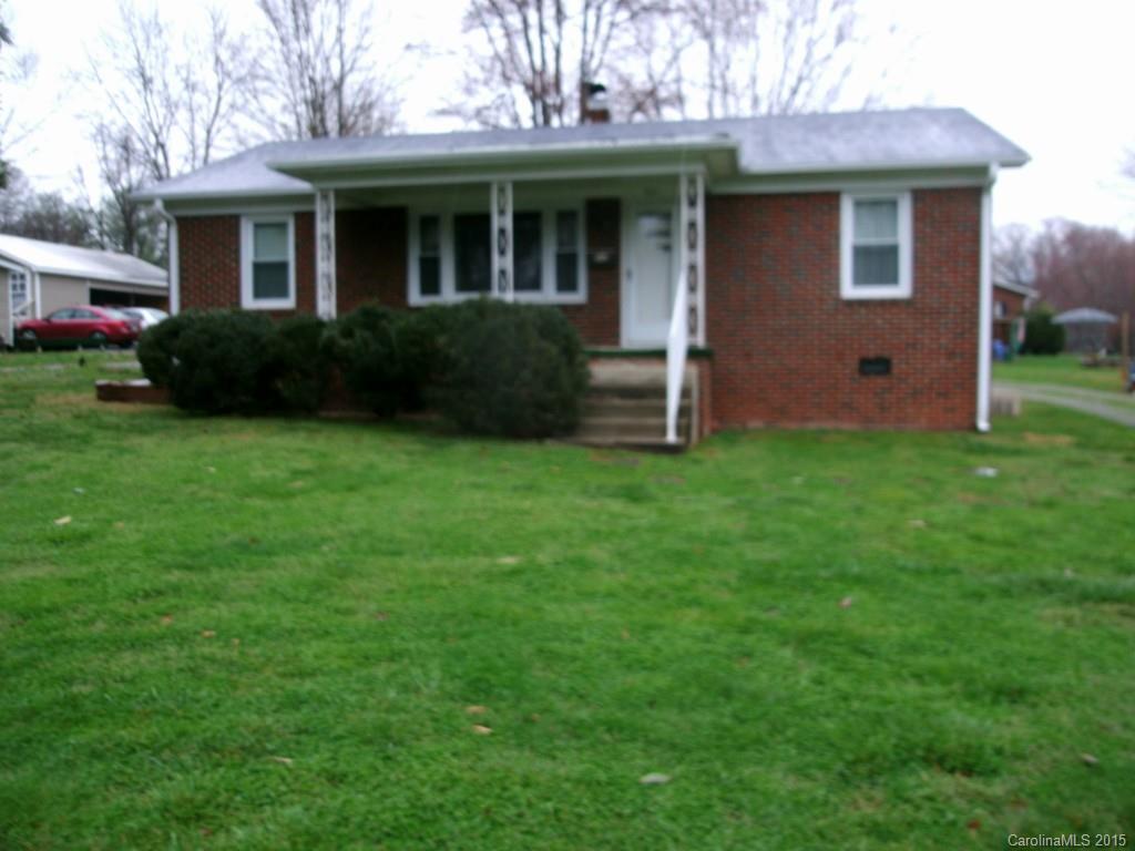 541 Hartness Road Statesville, NC 28677 - Photo 2 of 10 Gallery Image 2