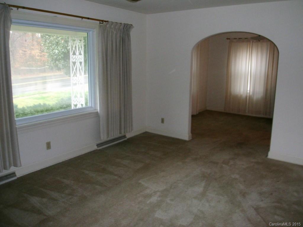 541 Hartness Road Statesville, NC 28677 - Photo 7 of 10 Gallery Image 7