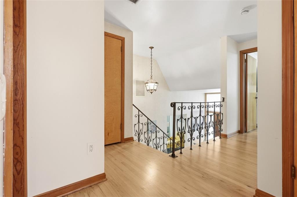 6725 Verona Road Verona, PA 15147 - Photo 13 of 35