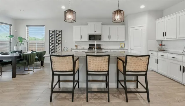 $2,500 | 712 Finchley Drive, Fort Worth, TX 76247