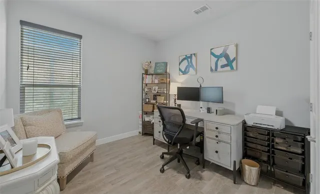 $2,500 | 712 Finchley Drive, Fort Worth, TX 76247