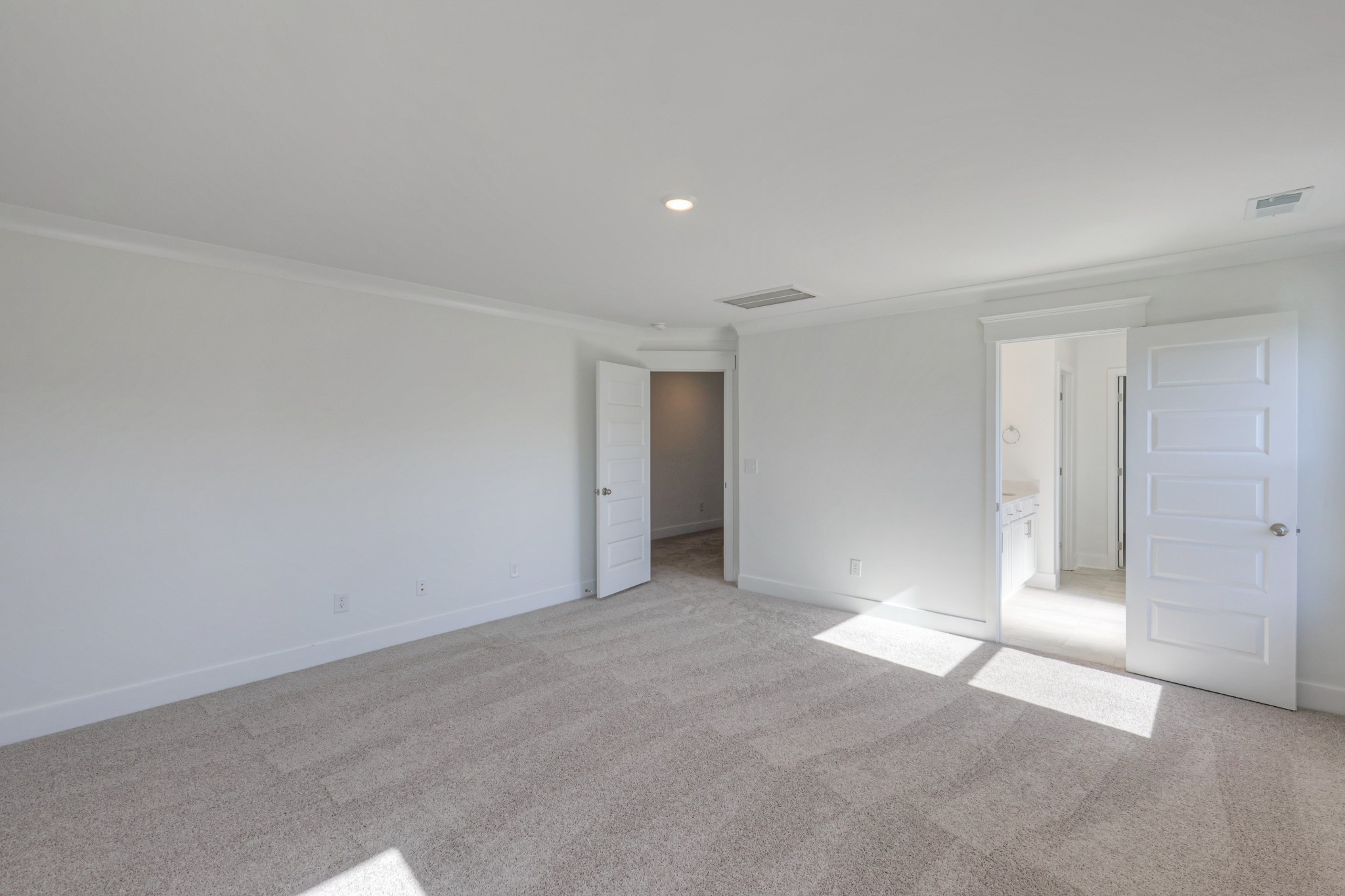 411 Duchess Boulevard, Unit A Gallatin, TN 37066 - Photo 14 of 26 a view of an empty room