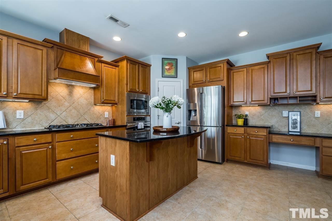 403 Amiable Loop Cary, NC 27519 - Photo 6 of 8 Photo #6